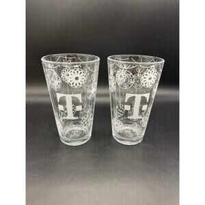 T-Mobile Logo Christmas Holiday Set of 2 Drinking Glasses Snowflakes Tumbler